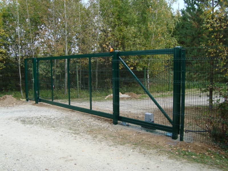 Сетчатый забор DoorHan в Владимире с установкой