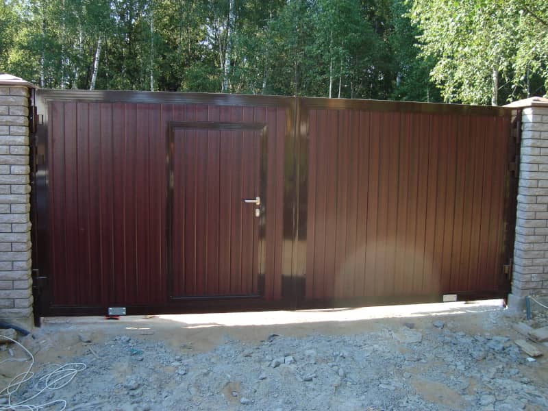 Уличные ворота DoorHan в Владимире с установкой